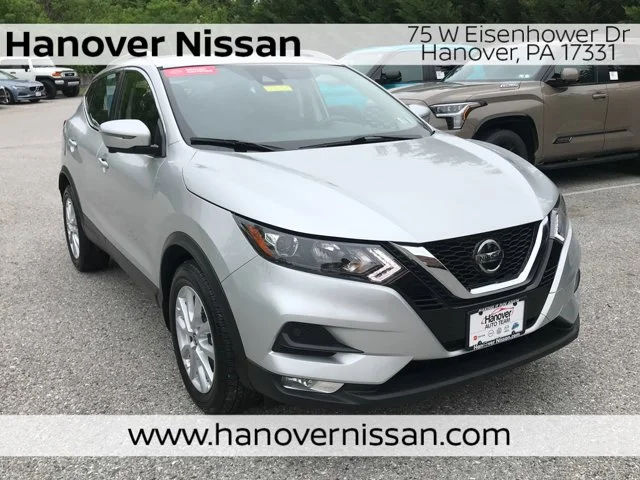 2022 Nissan Rogue Sport SV