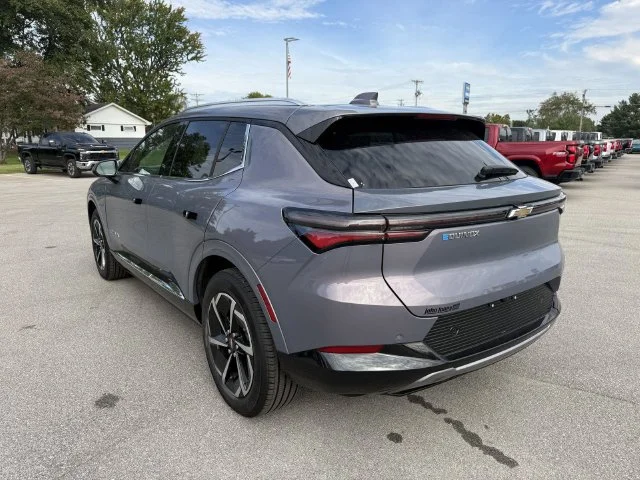 Used 2024 Galaxy Gray Metallic Chevrolet LT image 20