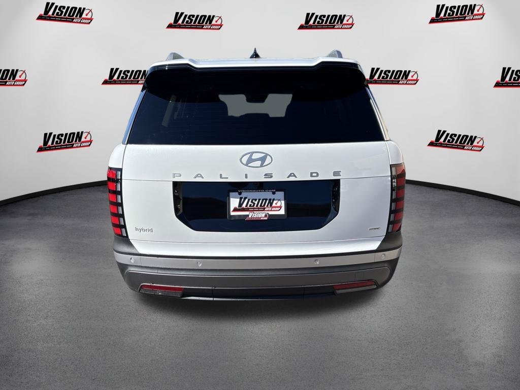 New 2026 White Hyundai SEL 8P image 4