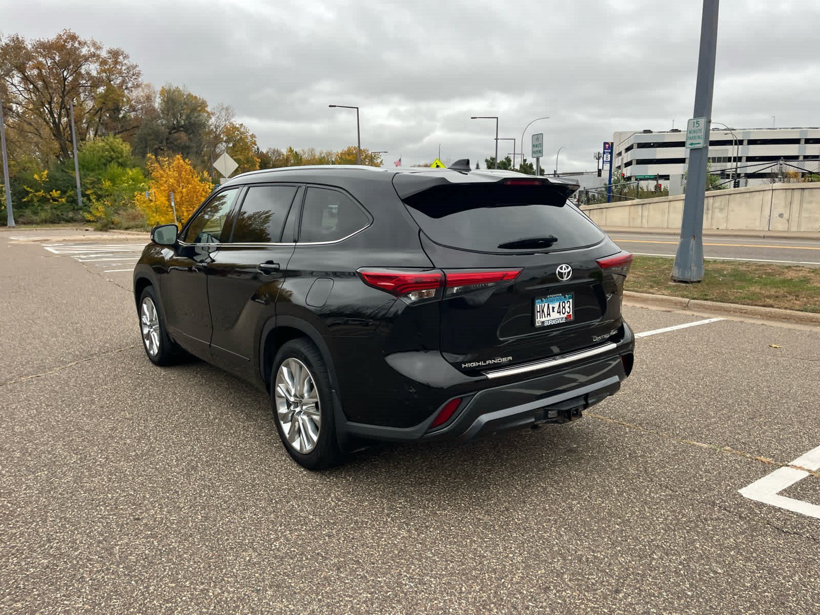 Used 2022 Opulent Amber Toyota Limited image 4