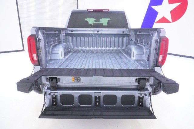 2026 GMC Sierra 1500 SLT - Photo 8