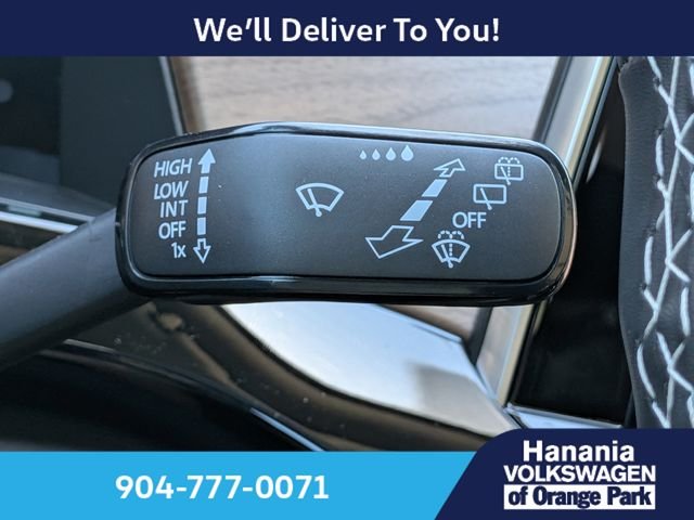 New 2026 Silver Volkswagen 2.0T SE w/Technology image 32