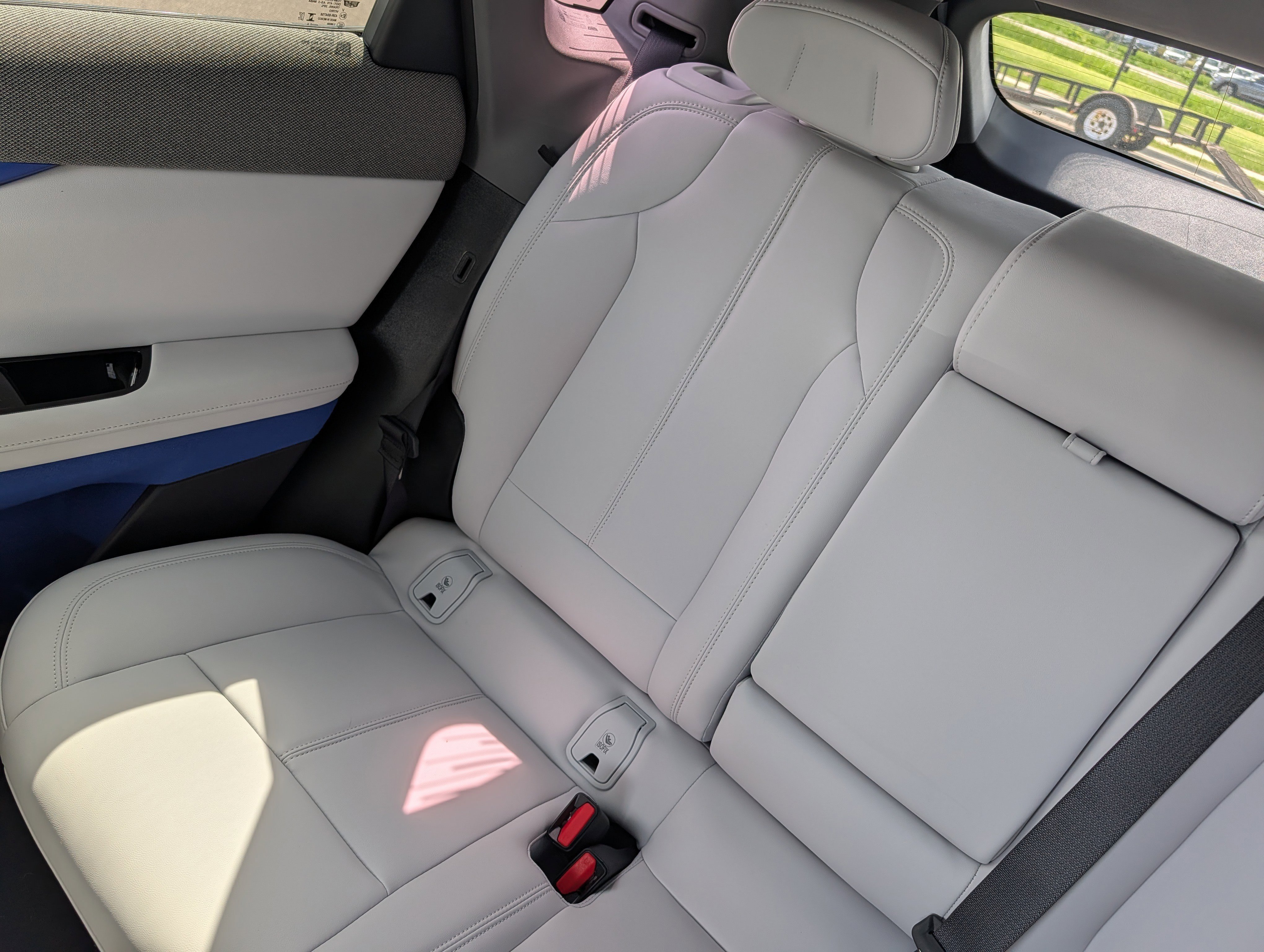 2026 Cadillac OPTIQ Luxury - Photo 14