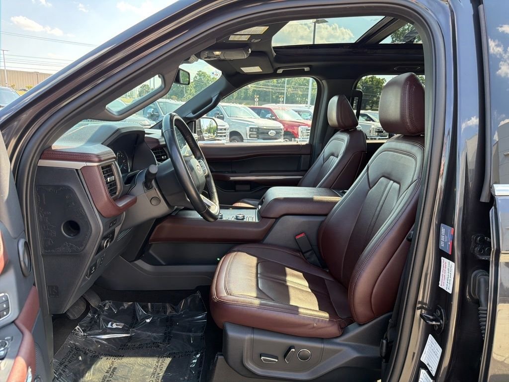 Used 2024 Dark Matter Gray Metallic Ford Limited image 11