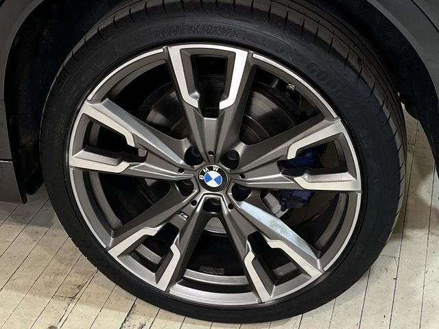 Used 2020 Gray BMW M35i image 13