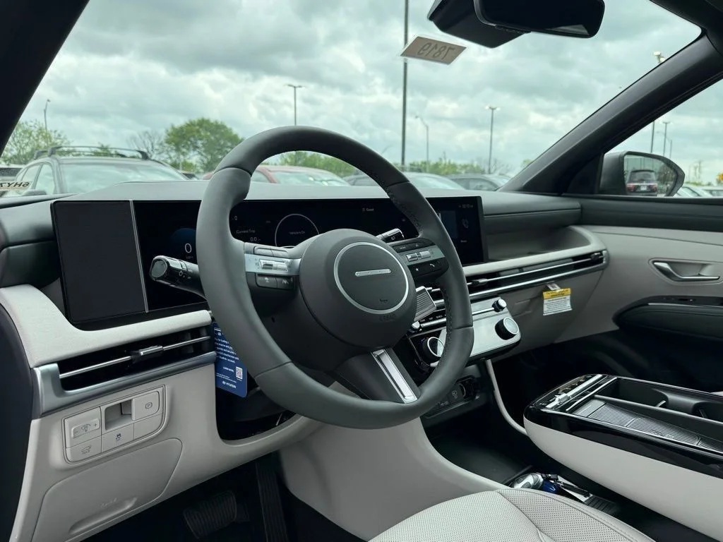 Used 2025 Silver Hyundai Limited image 10