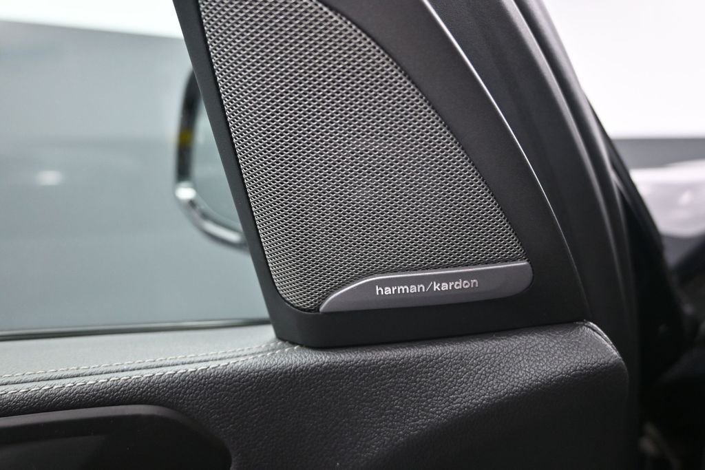 Used 2022 Carbon Black Metallic BMW M50i image 12