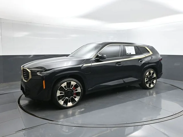 2023 BMW XM -'s photo