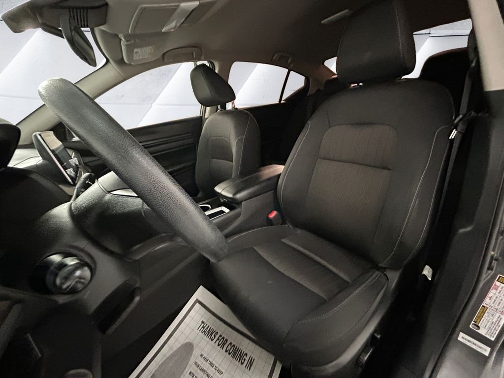 Used 2024 Gray Nissan 2.5 SV image 8