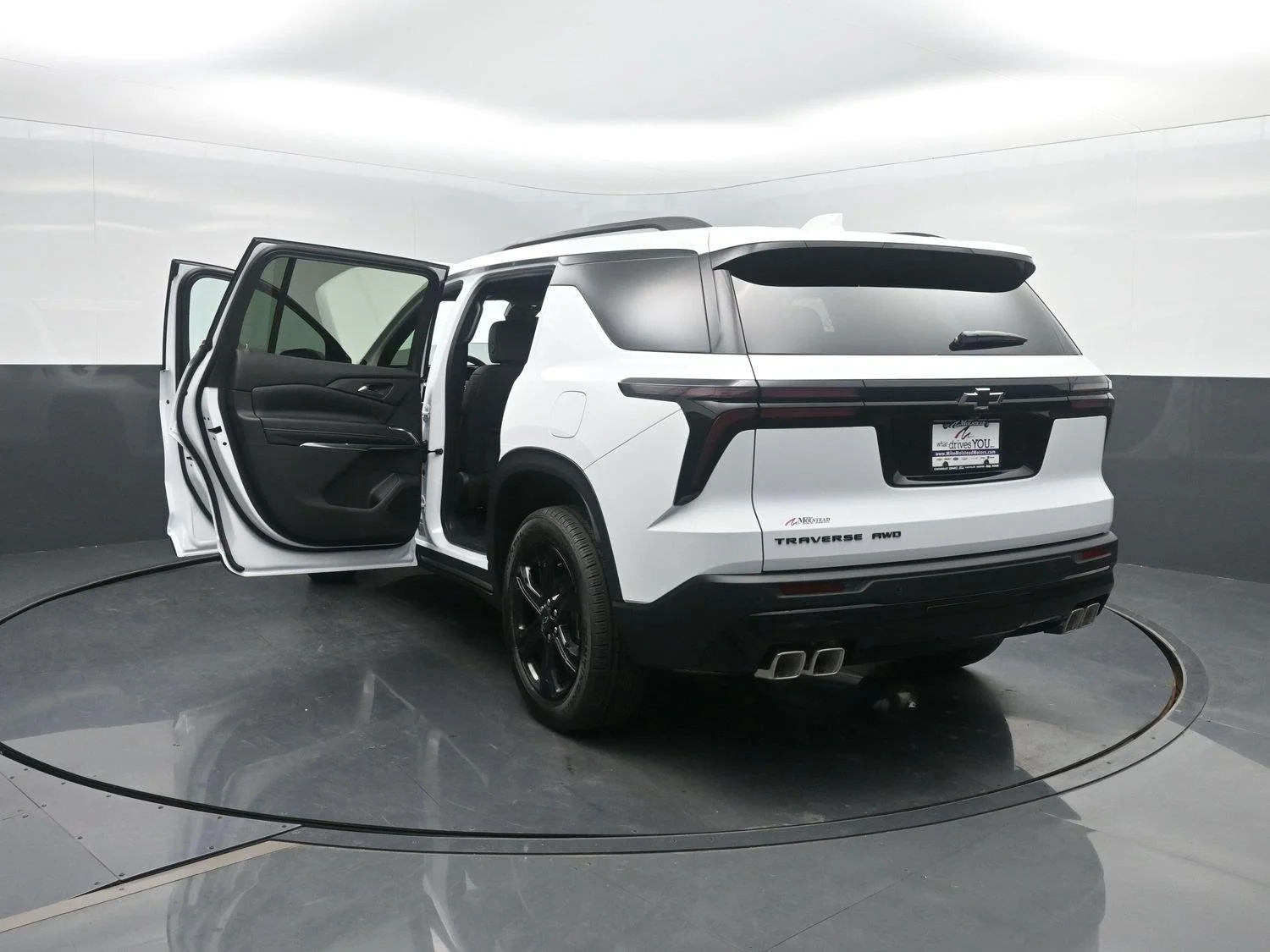 2027 Chevrolet Traverse LT - Photo 46