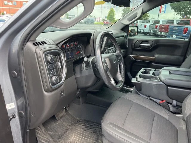 Used 2021 Gray Chevrolet RST image 5