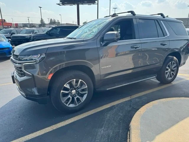 Used 2021 Graywood Metallic Chevrolet LT image 3