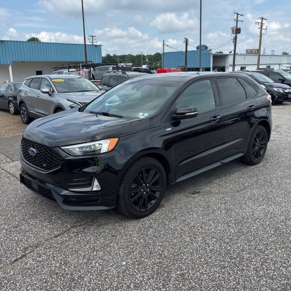 Used 2020 Black Ford ST Line image 1