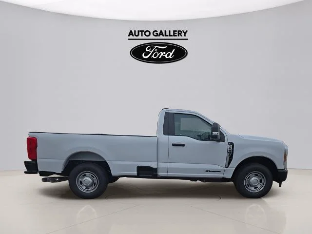 New 2026 Oxford White Ford F-250® XL image 27
