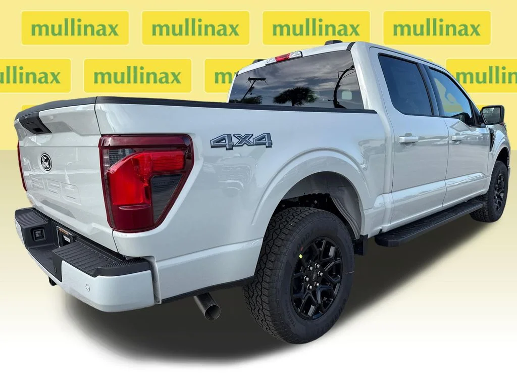 New 2026 White Ford XLT image 14