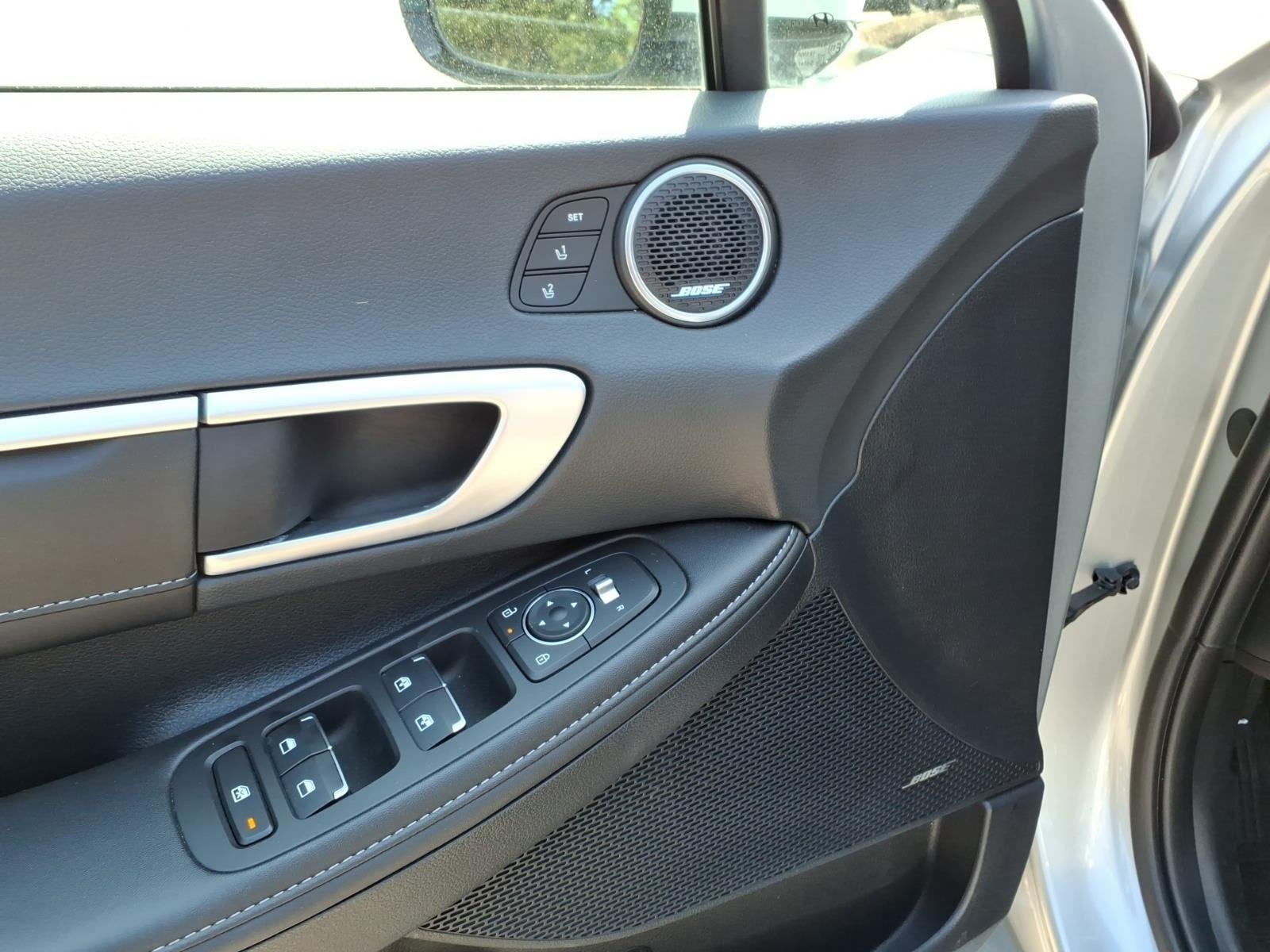 Used 2024 Aero Silver Hyundai Limited image 13