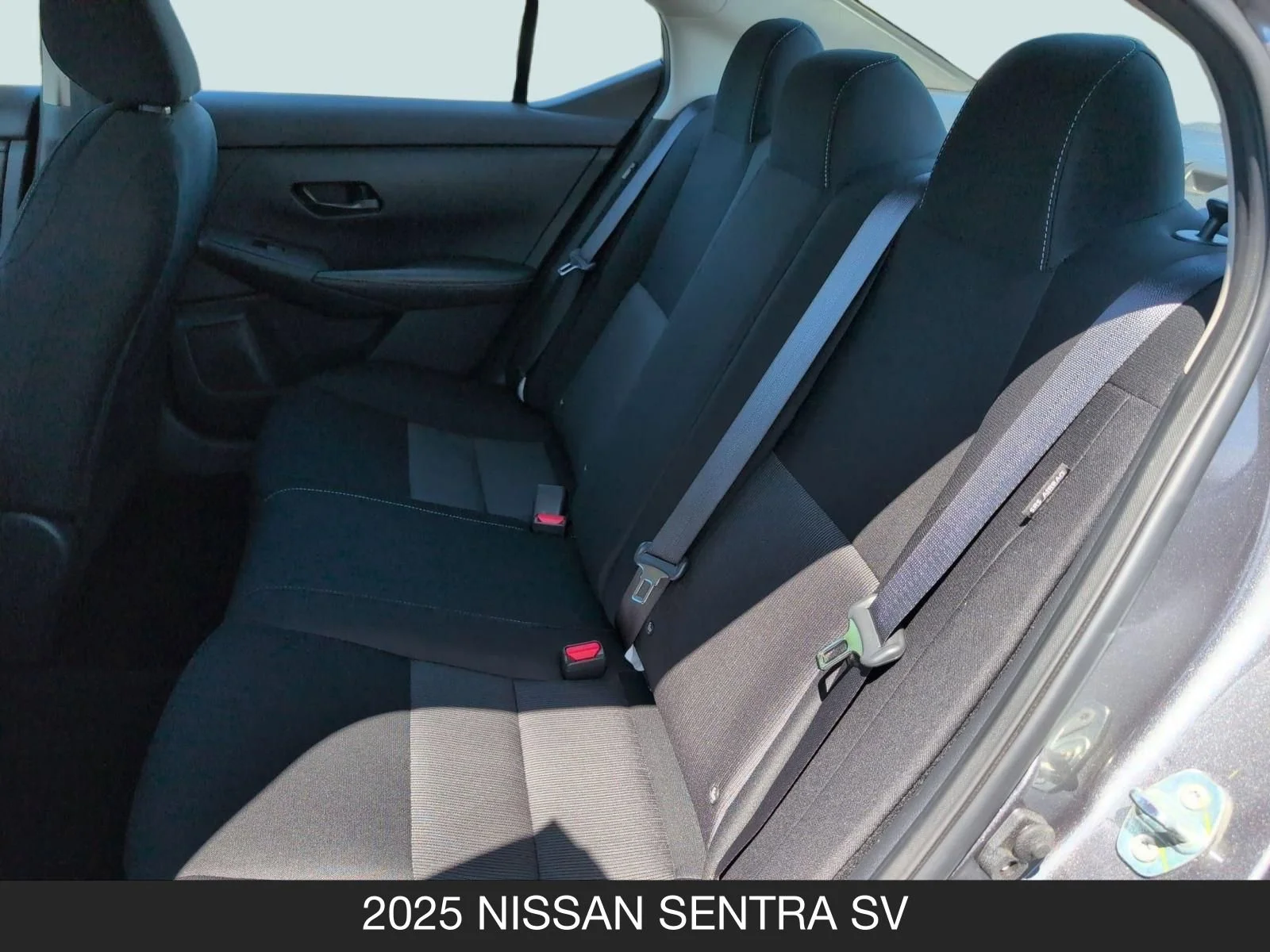 2025 Nissan Sentra SV - Photo 15