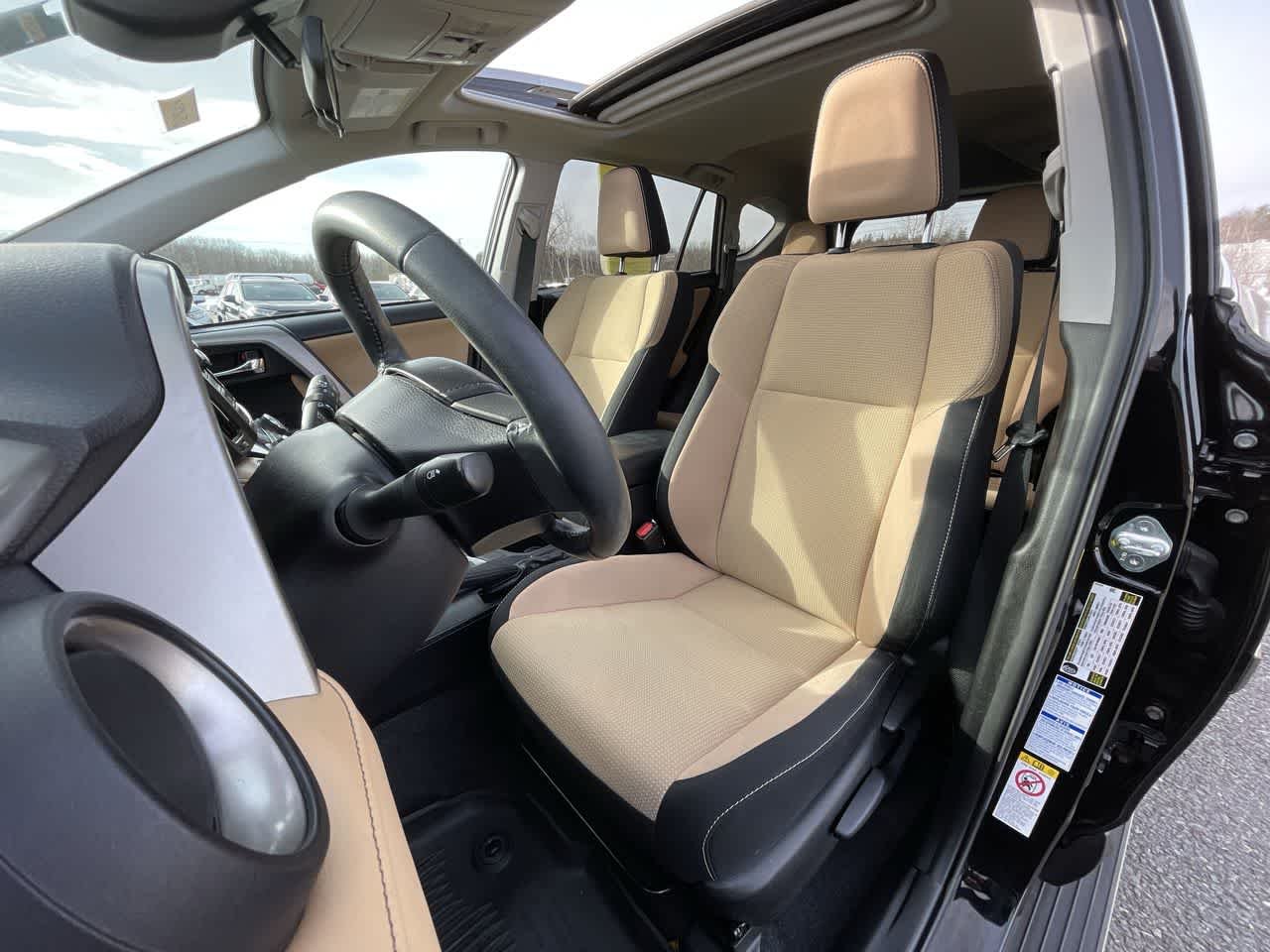 Used 2017 Black Toyota XLE image 14
