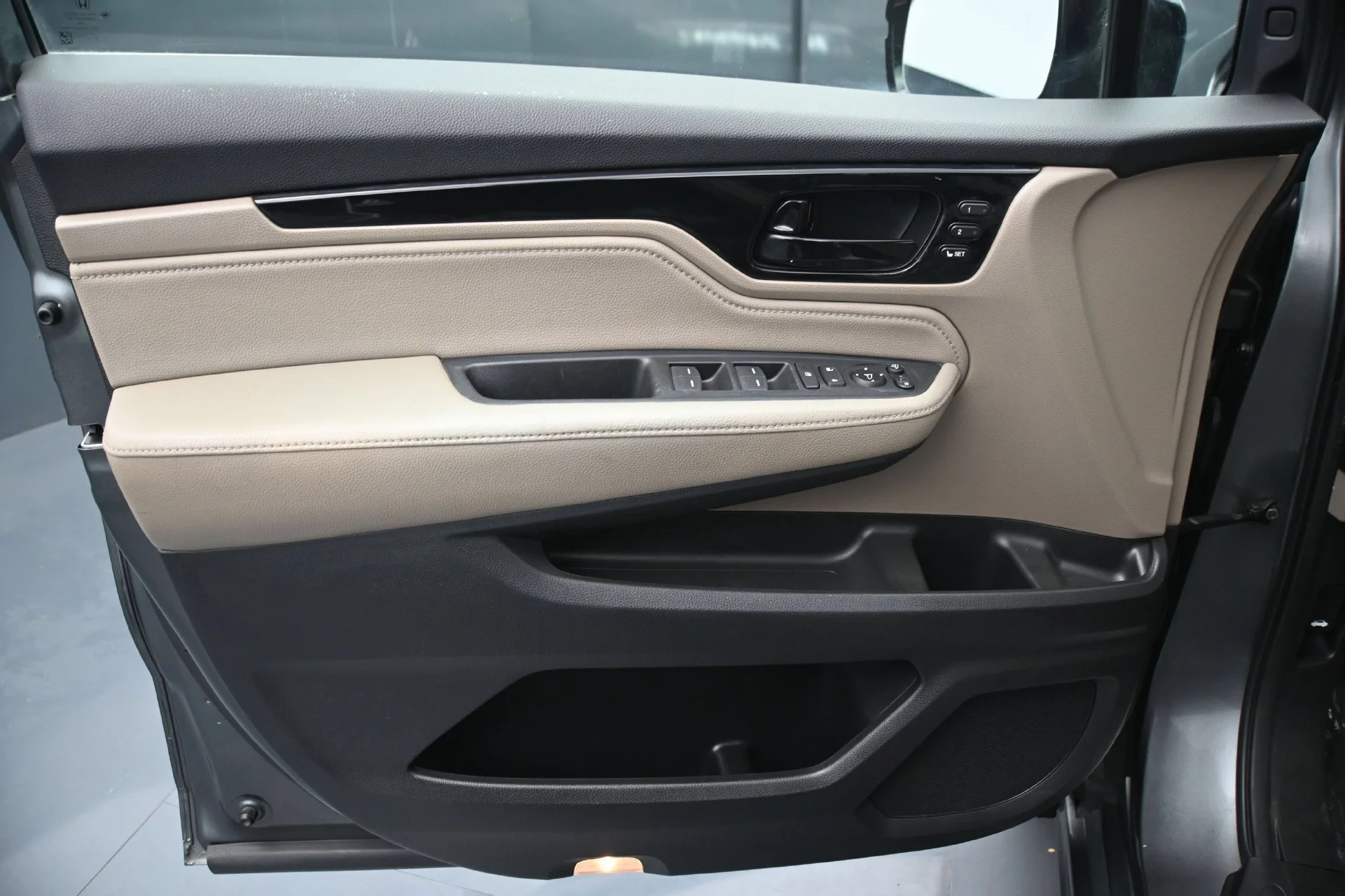 Used 2019 Gray Honda Elite Auto image 19