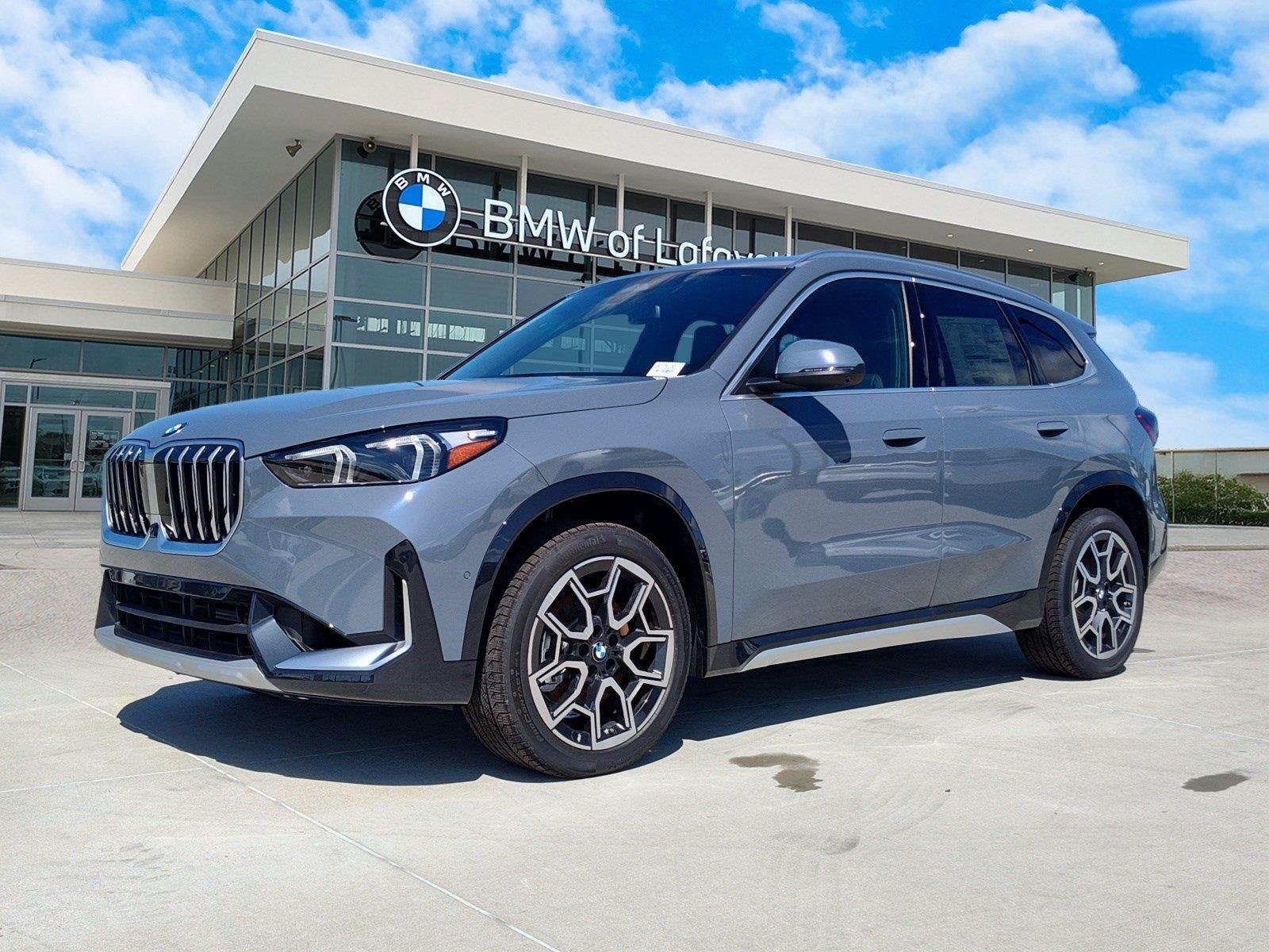 New 2027 Storm Bay Metallic BMW xDrive28i image 1
