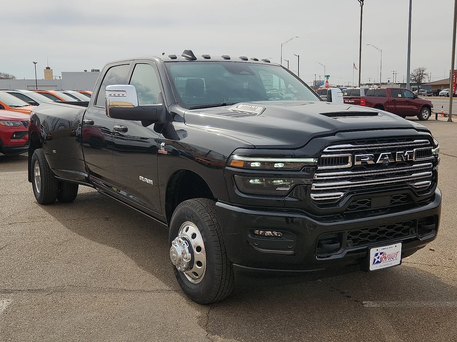 New 2026 PXJ Diamond Bla Ram LARAMIE CREW CAB 4X4 8