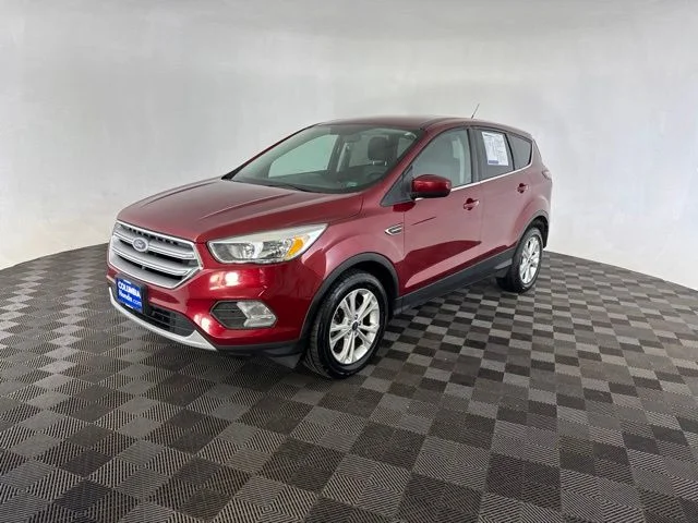 Used 2017 Red Ford SE image 4