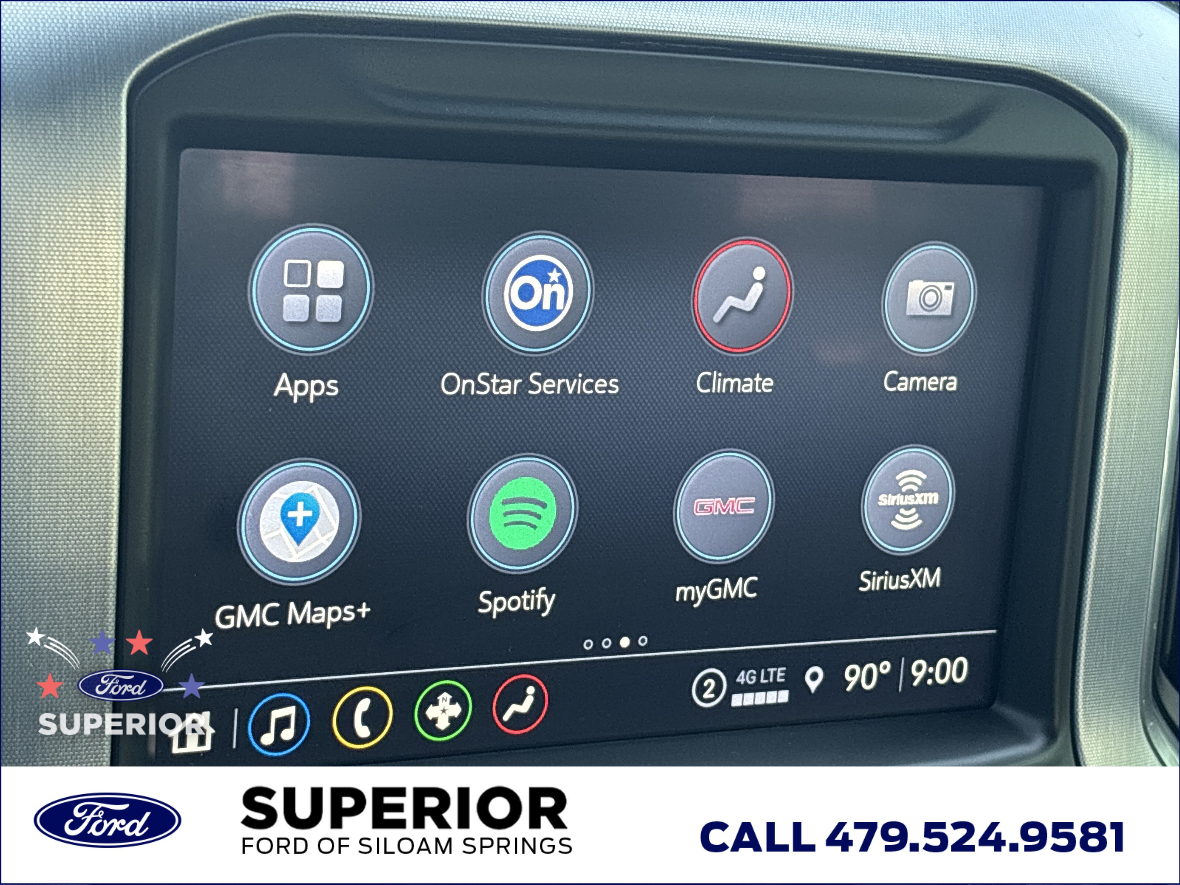 Used 2021 White Frost Tricoat GMC SLT 4WD image 34