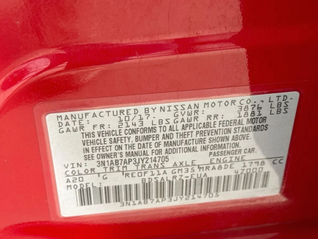 Used 2018 Red Nissan SR image 36