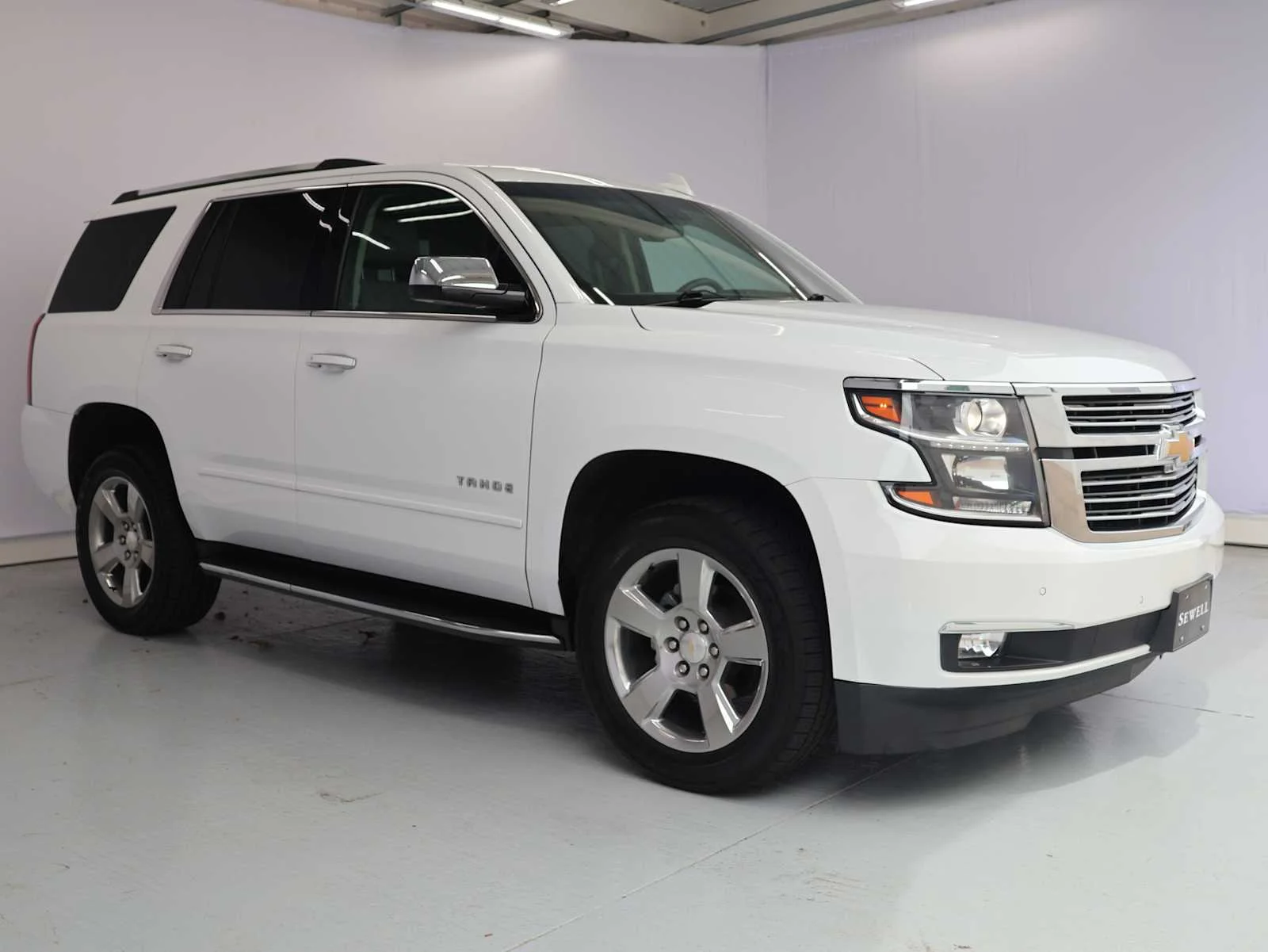 Used 2018 Summit White Chevrolet Premier image 4