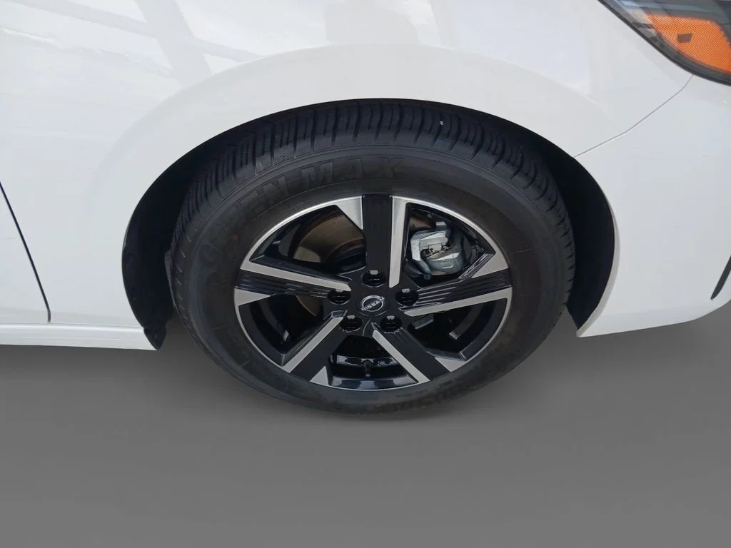 Used 2024 White Nissan SV image 16