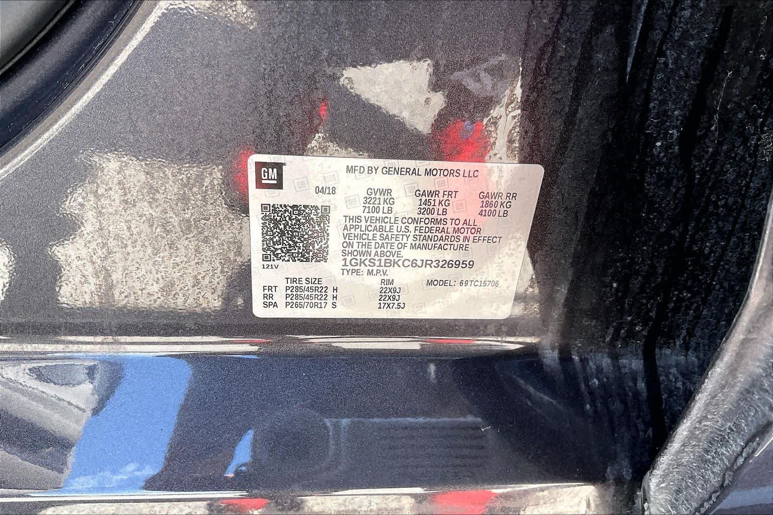 Used 2018 Iridium Metallic GMC SLT image 35