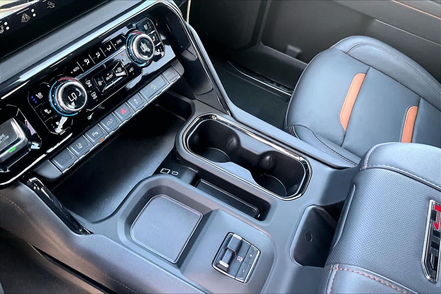 Used 2025 Onyx Black GMC AT4 image 15