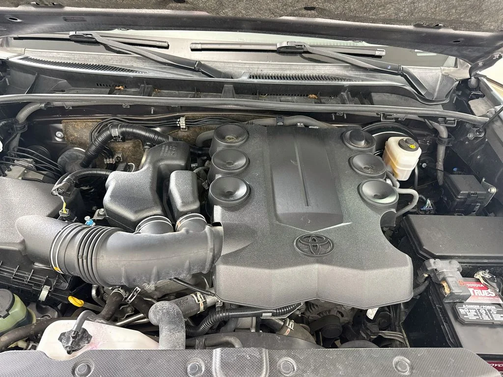 Used 2021 Magnetic Gray Metallic Toyota SR5 image 27