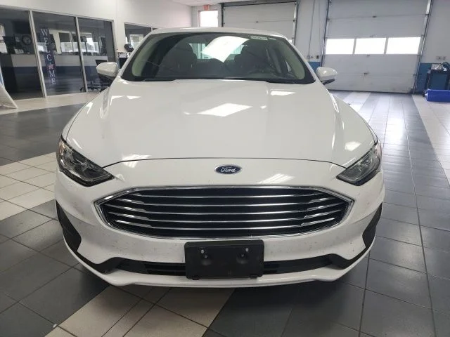 Used 2020 Oxford White Ford SE image 8