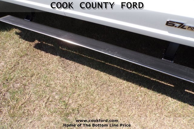 New 2026 STAR WHITE Ford LARIAT image 12