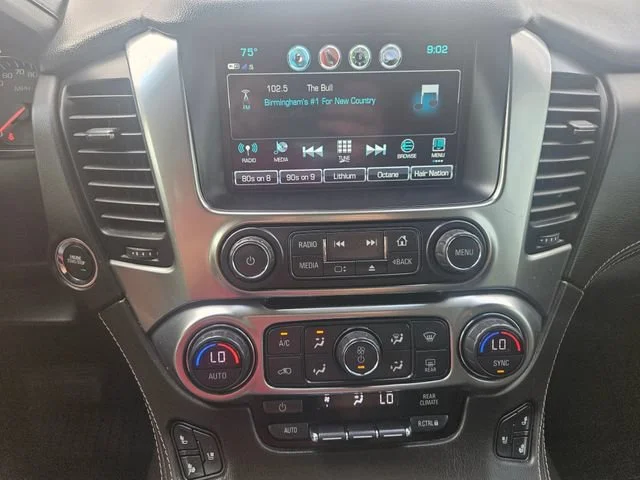 Used 2019 SHADOW GRAY METALLIC Chevrolet Premier image 18