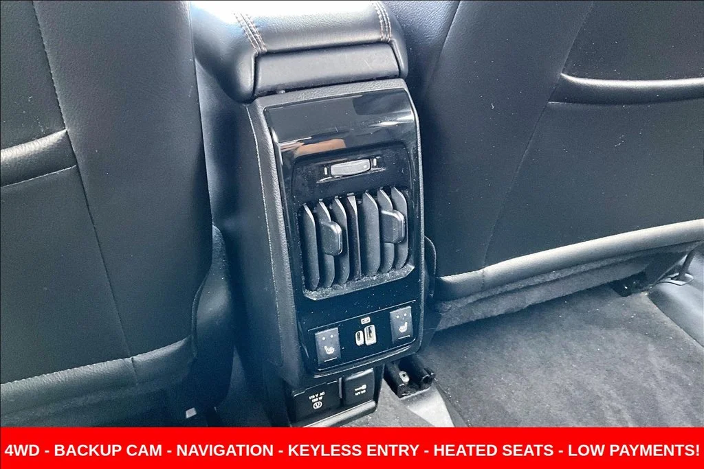 Used 2022 Gray Jeep Limited image 10