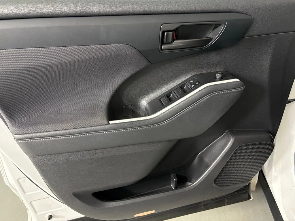Used 2022 Beige Toyota LE image 14