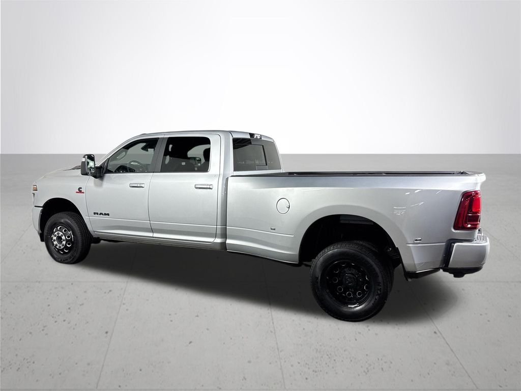 New 2026 Silver-Zynith Exterior Paint RAM Laramie image 8