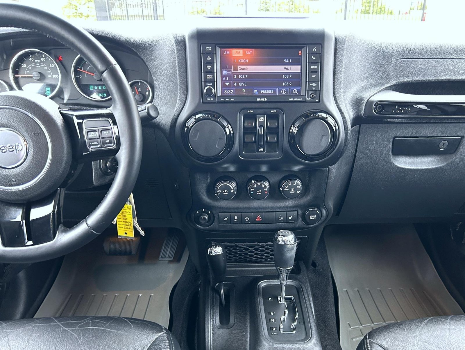 Used 2014 Black Jeep Unlimited Altitude image 18