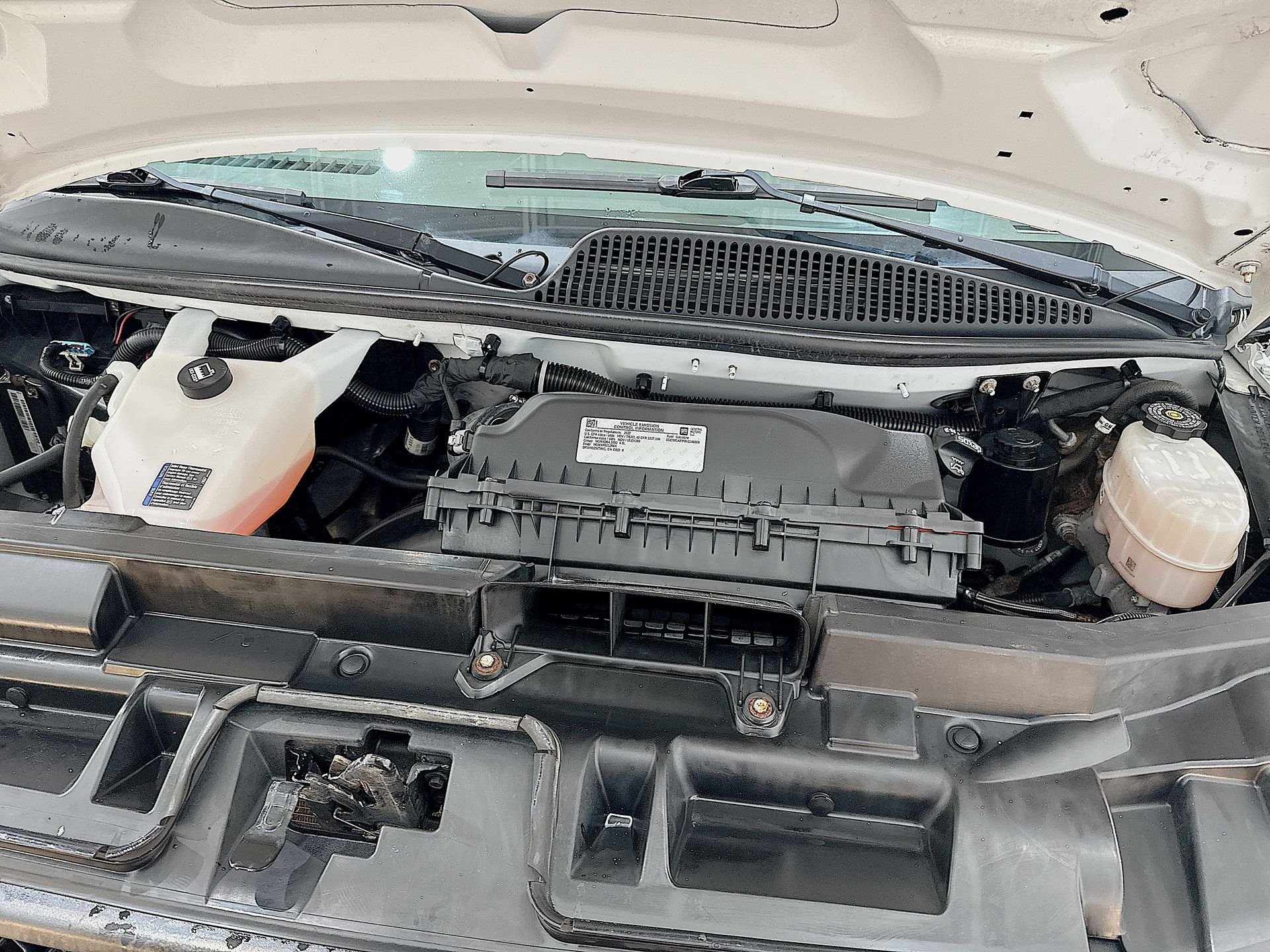 2022 Chevrolet Express Cargo Work Van - Photo 25