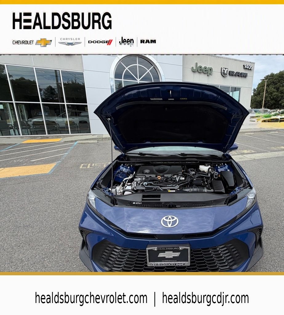 2025 Toyota Camry SE - Photo 27