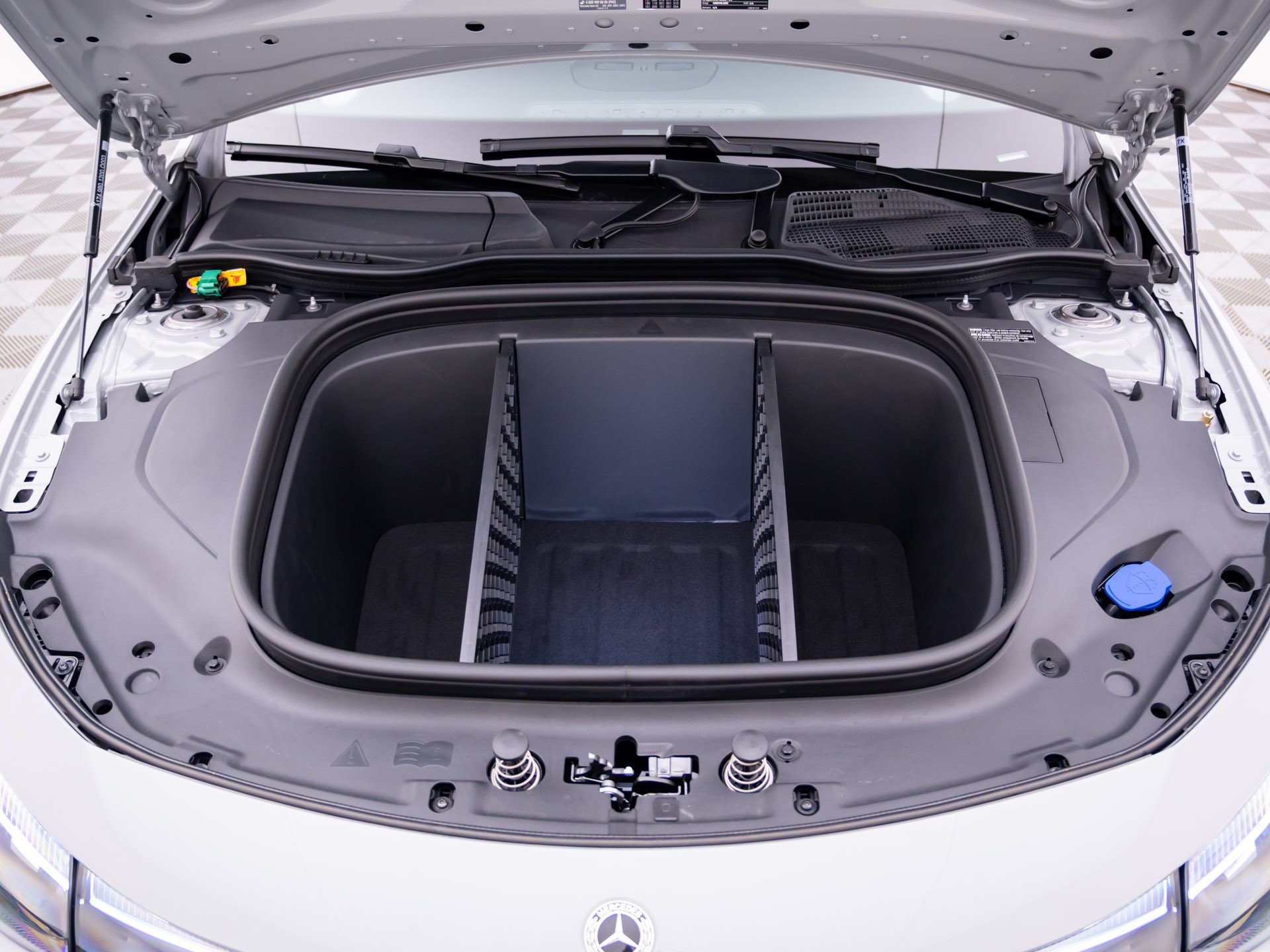 New 2027 Gray Mercedes-Benz CLA 250+ image 64