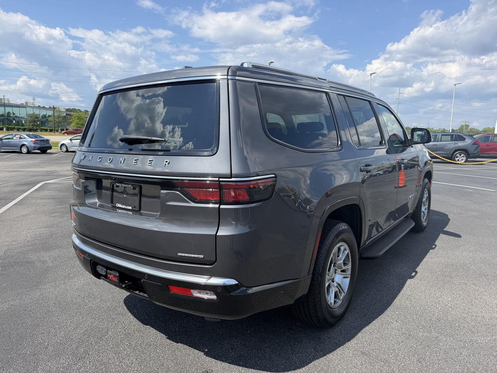 Used 2022 Baltic Gray Metallic Clearcoat Jeep Series I image 5