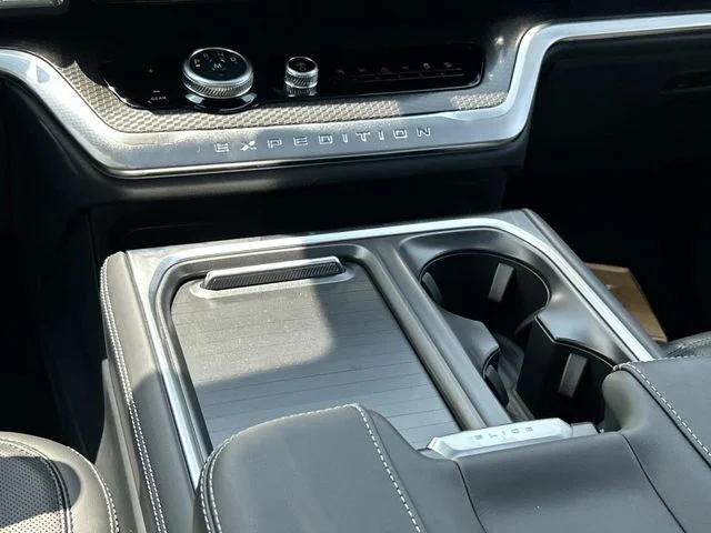 New 2027 Black Ford Platinum image 17
