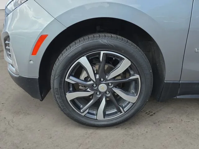 Used 2023 Sterling Gray Metallic Chevrolet Premier image 14