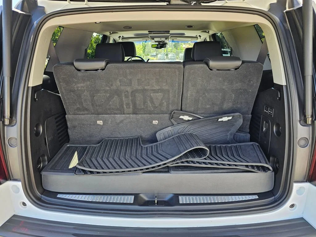 Used 2018 SUMMIT WHITE Chevrolet Premier image 14