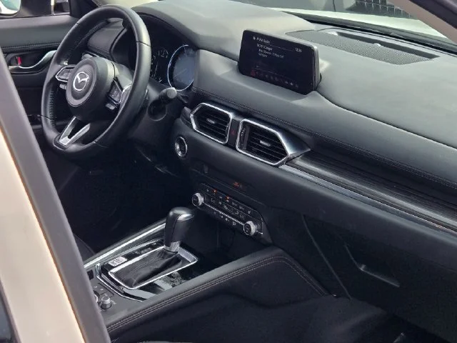 Used 2020 White Mazda Grand Touring image 7