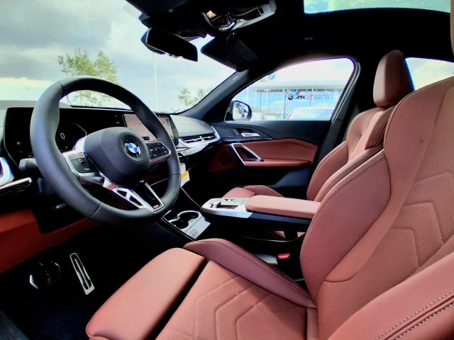 New 2027 Black Sapphire Metallic BMW xDrive28i image 12
