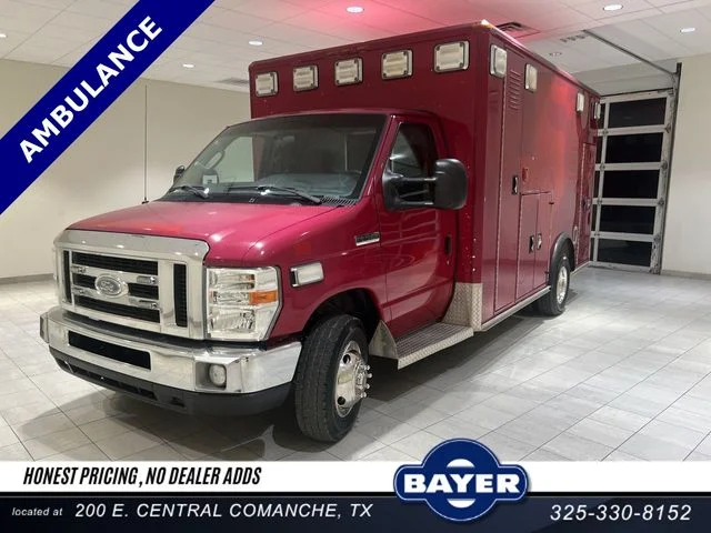 2013 Ford E-Series's photo